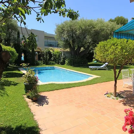 Chambres Dans Proche Mer فندق مبيت وإفطار جوان ليه باه